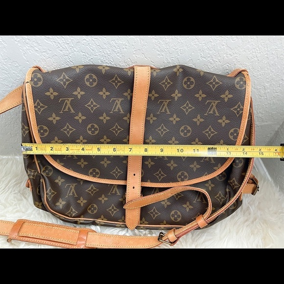 SOLD ✅ 🎀HOST PICK x 3 🎀 Louis Vuitton Saumur GM (35) - Picture 12 of 16